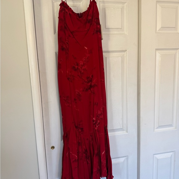 Aiko Dress - Picture 7 of 9